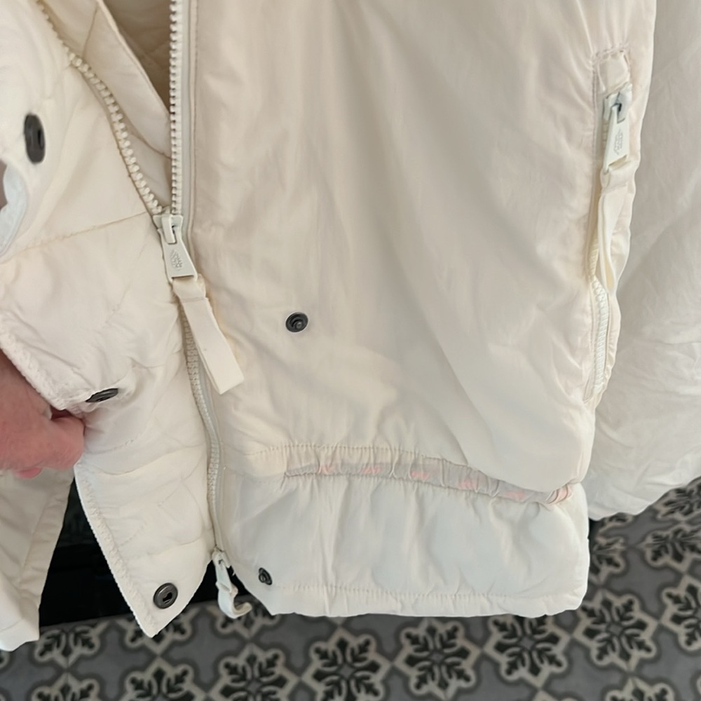 NWOT Free People Movement Cares Round And Round Puffer Jacket Ivory Brushed Sail - Picture 9 of 9